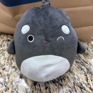 Squishmallows Gray and White Stuffed Animal